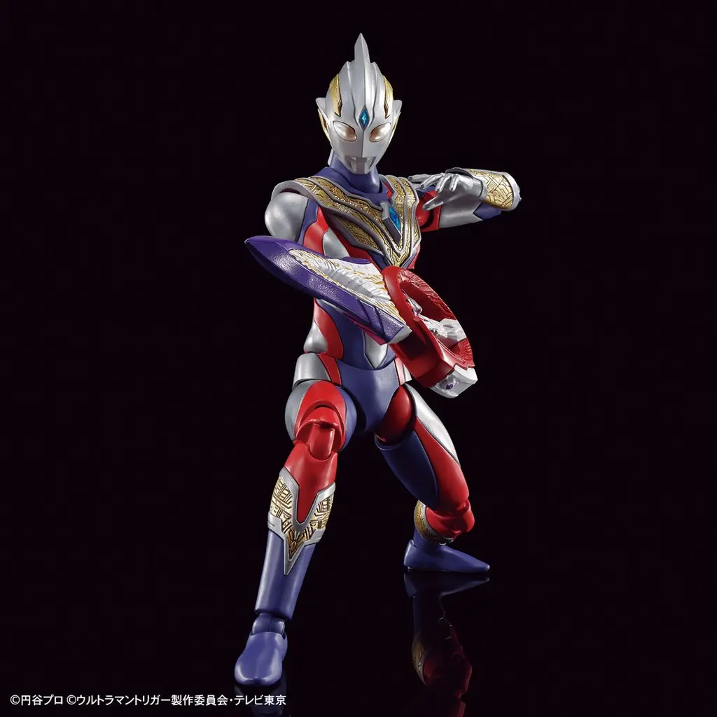 Mô hình lắp ráp Figure-rise Standard ULTRAMAN TRIGGER MULTI TYPE