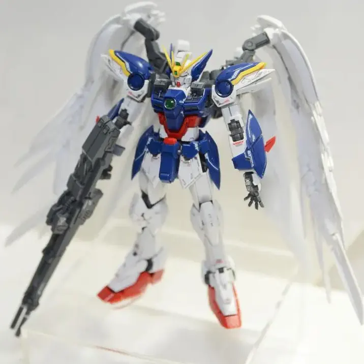 Mô hình lắp ráp RG 1/144 WING GUNDAM ZERO EW