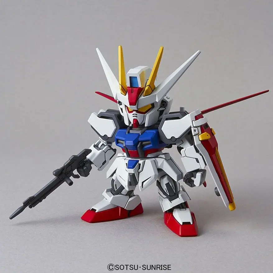 Mô hình lắp ráp SD GUNDAM EX-STANDARD AILE STRIKE GUNDAM