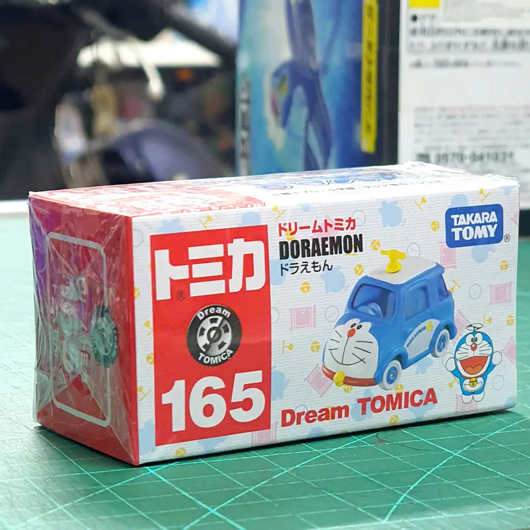 Xe mô hình TOMICA  DT No.165 DORAEMON (RENEWAL PKG)