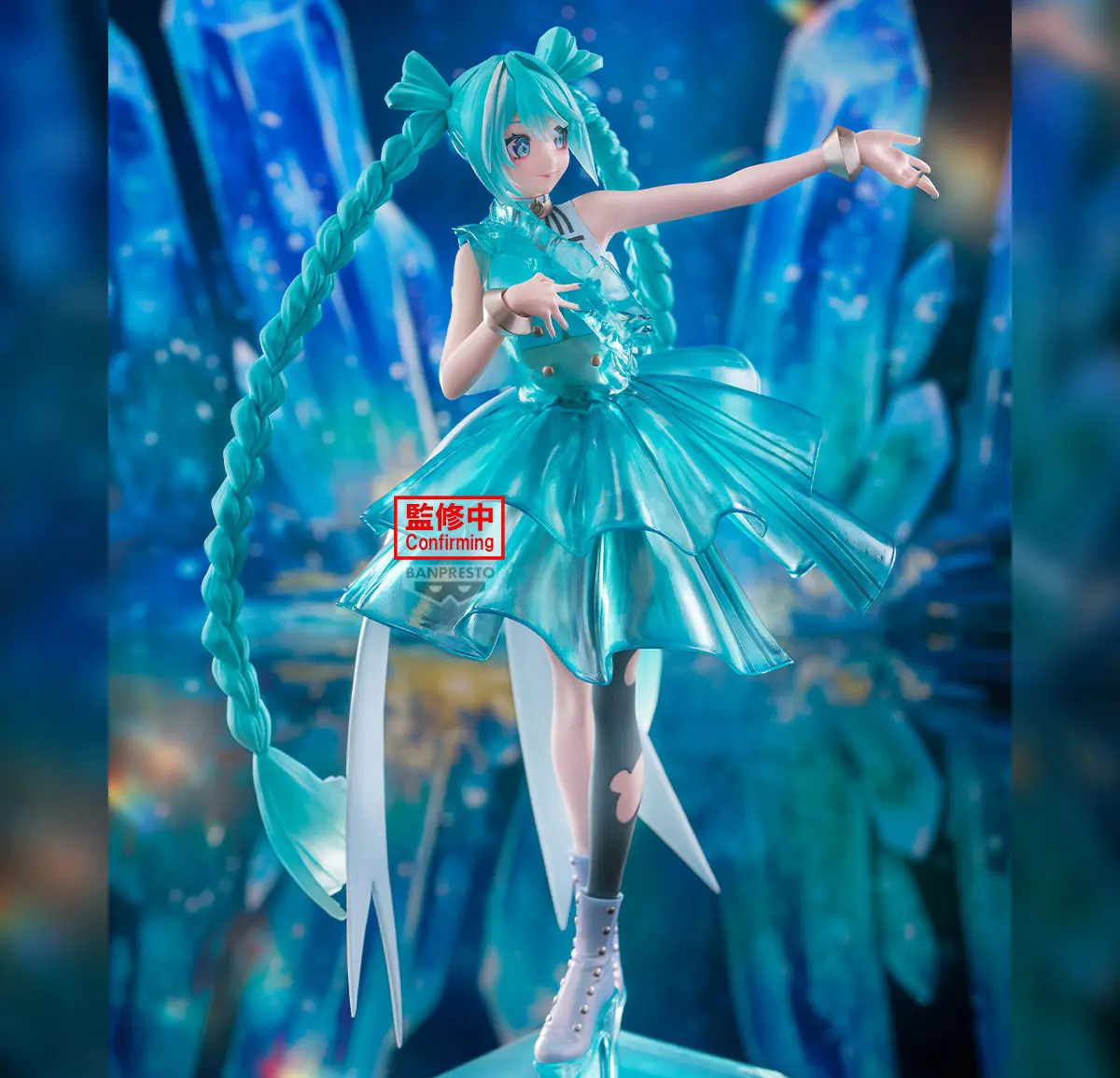 Mô hình Figure Banpresto HATSUNE MIKU BANPRESTO EVOLVE CLEARLUXE-EMERALDGEM-FIGURE