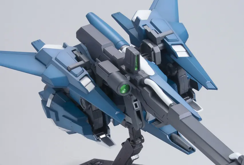 Mô hình lắp ráp MG 1/100 RE-ZEL COMMANDER TYPE