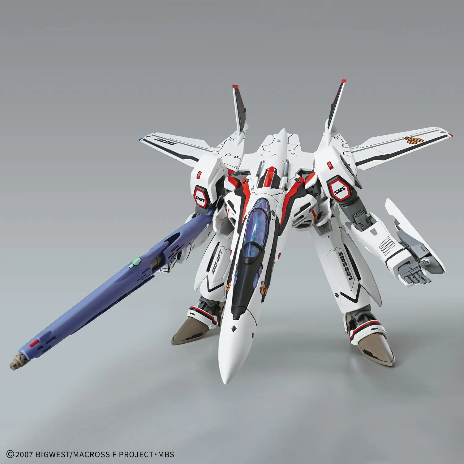 Mô hình lắp ráp HG 1/100 VF-25F MESSIAH VALKYRIE ALTO CUSTOM Deluxe Set