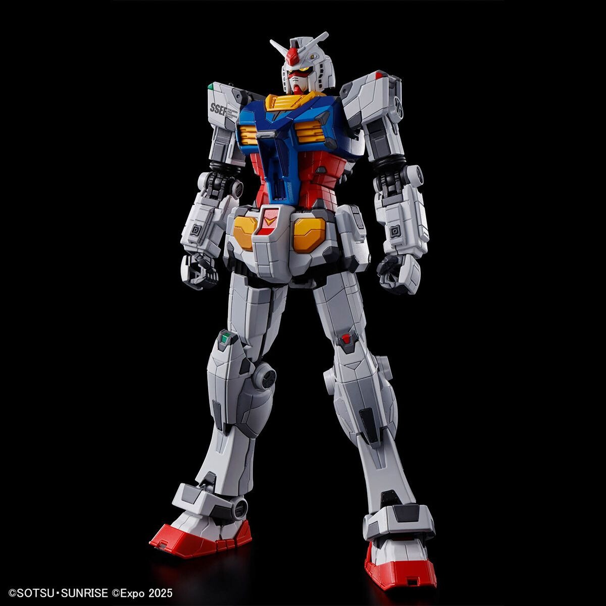 Mô hình lắp ráp 1/144 RX-78F00/E GUNDAM (EX-001 G.L.R.S.S. Feather UNIT)